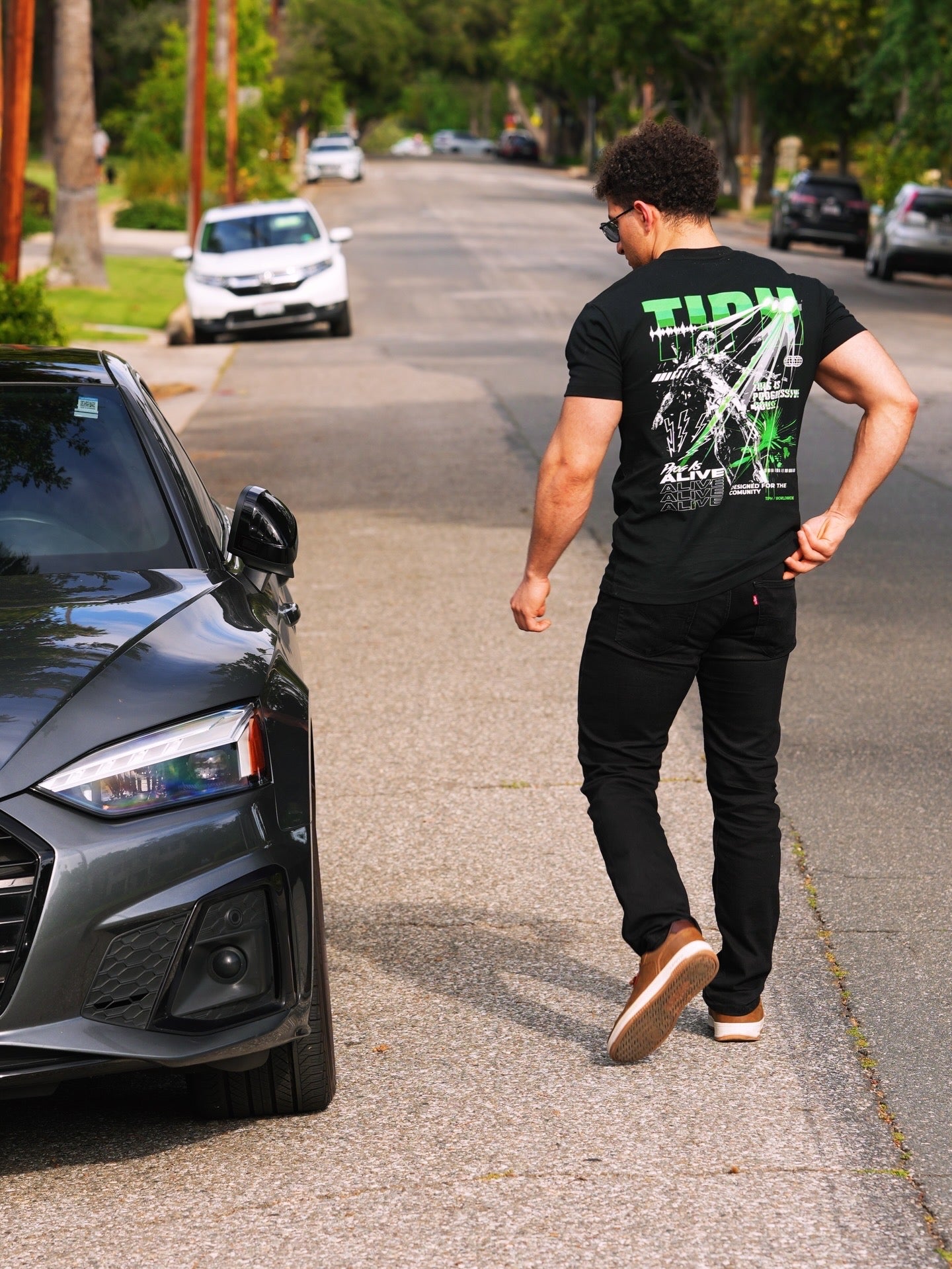 Progressive House Regular Fit T-Shirt – Floating Man Backprint Green | TIPH
